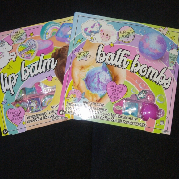 Lip Balm and Bath Bomb Kits - Picture 1 of 7